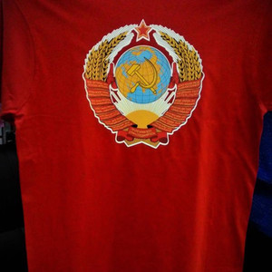 Печать на футболке "СССР"
