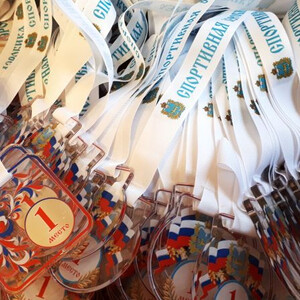 Ленты с логотипом